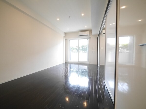 カスタリア鶴見の物件内観写真